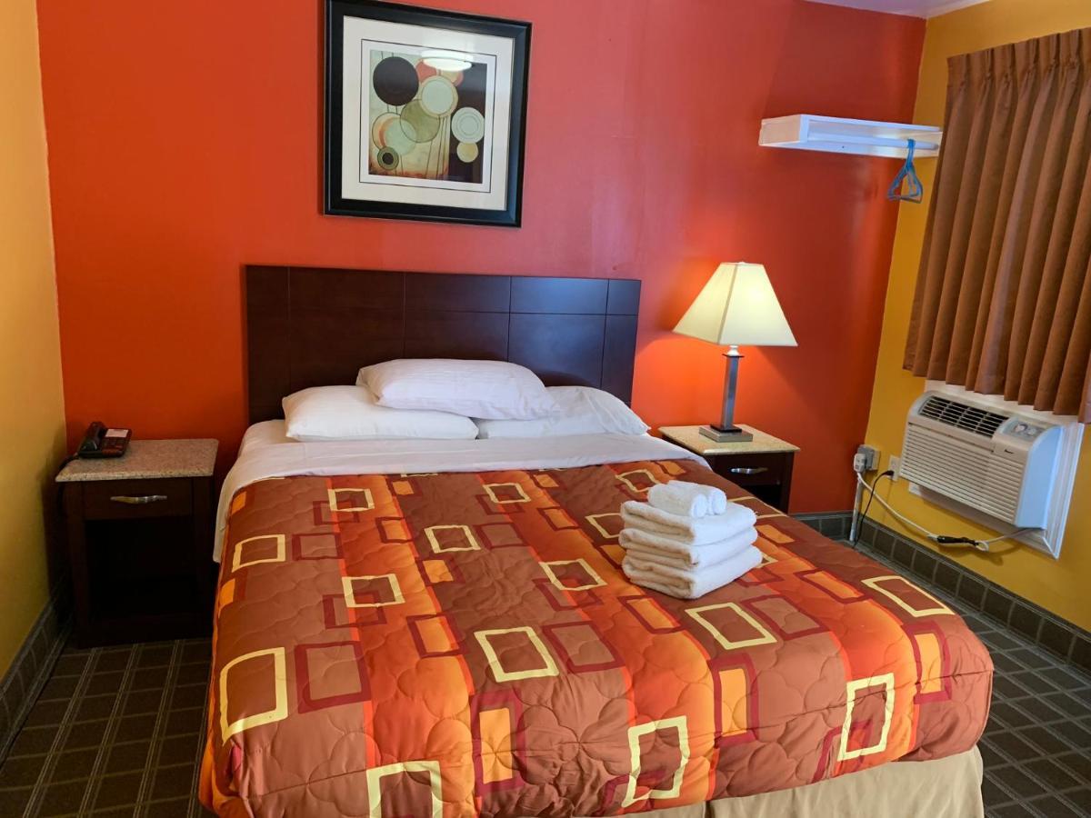 Scottish Inns Wrightstown Екстер'єр фото