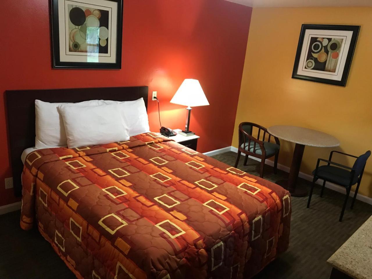 Scottish Inns Wrightstown Екстер'єр фото