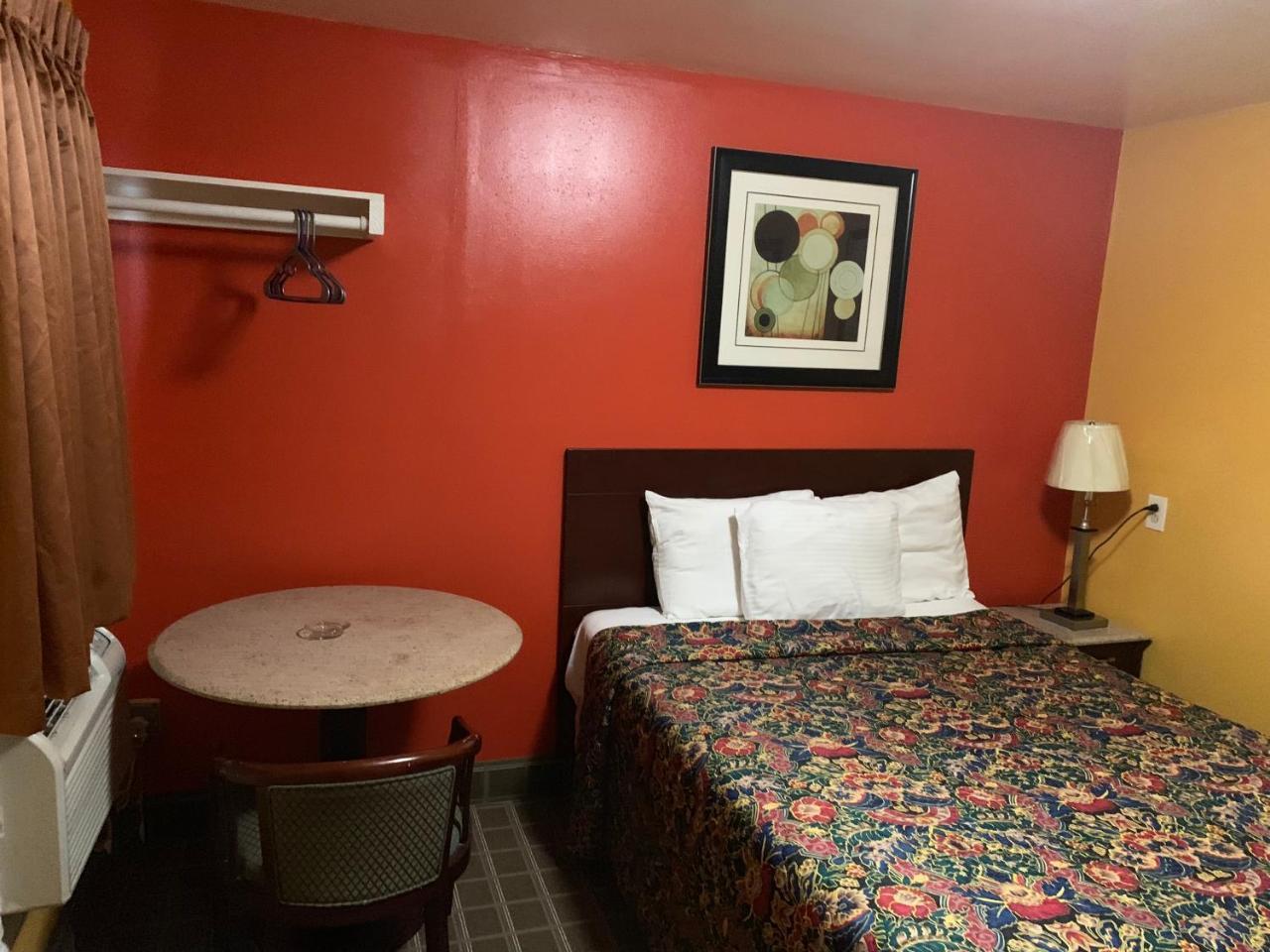 Scottish Inns Wrightstown Екстер'єр фото